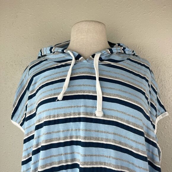 NWOT Blue Gear Women’s Summer Top - Picture 2 of 5